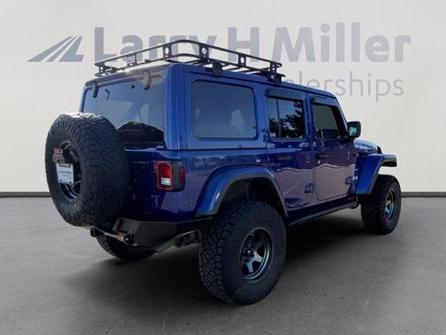Ocean Blue Metallic 2018 Jeep Wrangler Unlimited Sahara