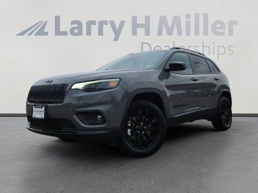2023 Jeep Cherokee Altitude Lux