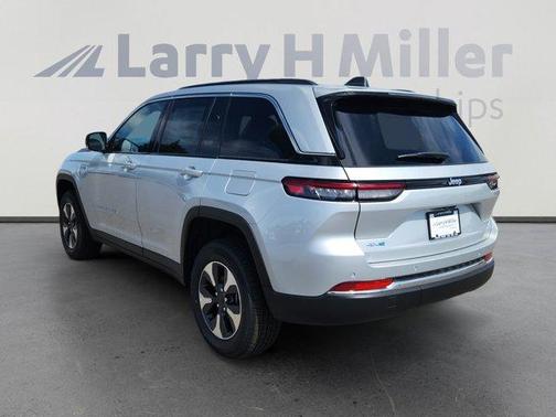 2025 Jeep Grand Cherokee 4xe Base