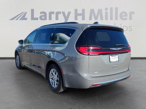 2022 Chrysler Pacifica Touring-L