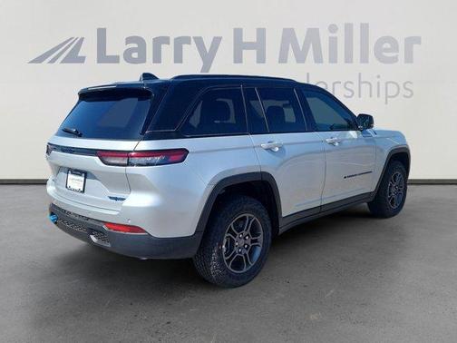 2025 Jeep Grand Cherokee 4xe Trailhawk