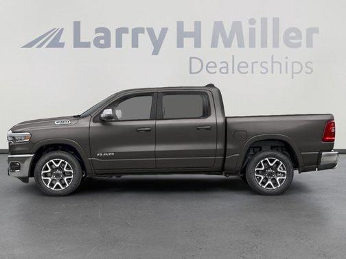 Granite Crystal Clearcoat Metallic 2026 RAM 1500 Laramie