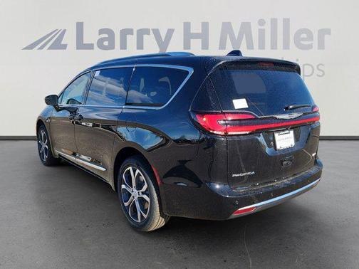 2026 Chrysler Pacifica Pinnacle
