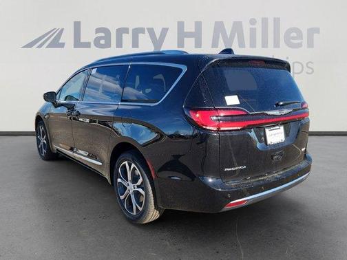2026 Chrysler Pacifica Pinnacle