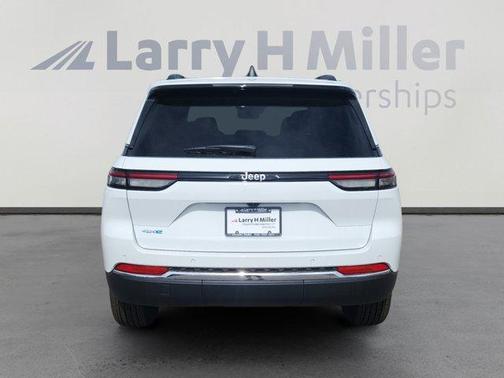2025 Jeep Grand Cherokee 4xe Base