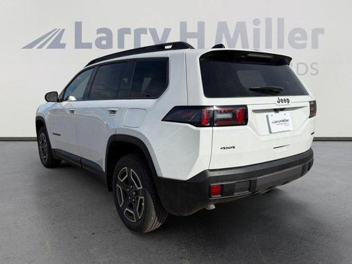 2026 Jeep Cherokee LAREDO/LIMITED