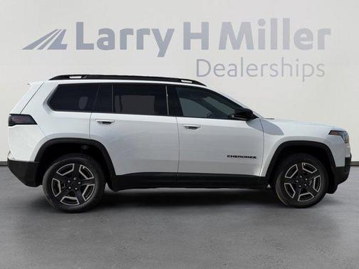 2026 Jeep Cherokee LAREDO/LIMITED