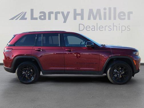 2024 Jeep Grand Cherokee Laredo