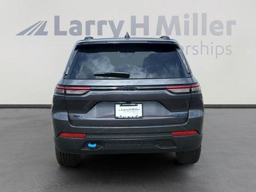2025 Jeep Grand Cherokee 4xe Trailhawk