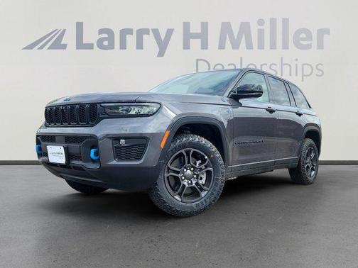 2025 Jeep Grand Cherokee 4xe Trailhawk