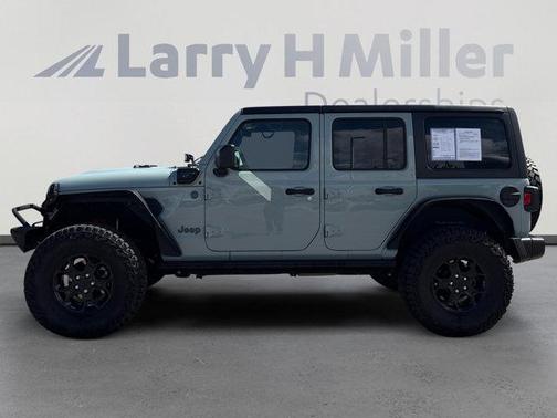 Earl Clearcoat 2023 Jeep Wrangler 4xe Base