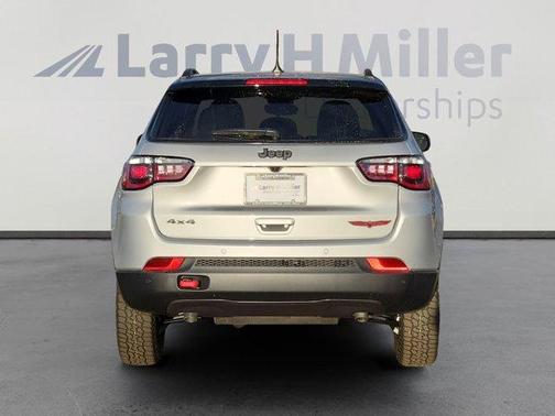 2026 Jeep Compass Trailhawk