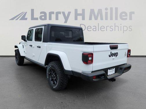2025 Jeep Gladiator Sport