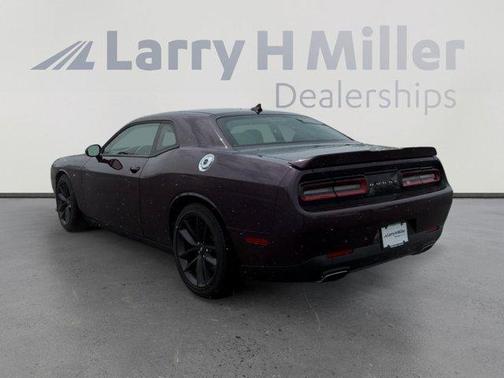 Hellraisin 2021 Dodge Challenger GT