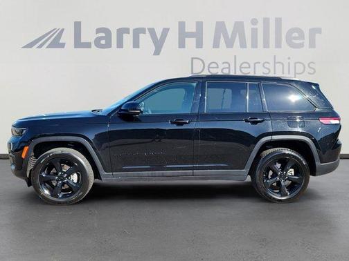 2024 Jeep Grand Cherokee Laredo
