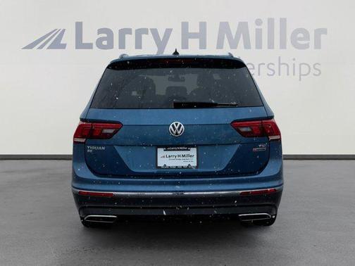 Silk Blue Metallic 2018 Volkswagen Tiguan 2.0T SE