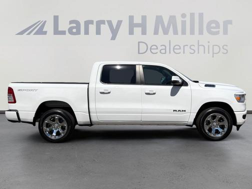 Bright White Clearcoat 2023 RAM 1500 Big Horn