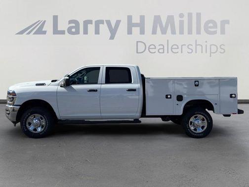 Bright White Clearcoat 2026 RAM 2500 Tradesman