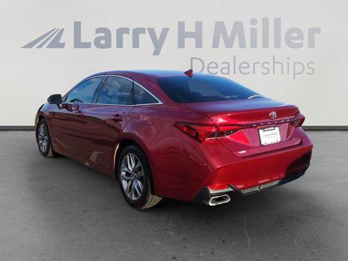 2022 Toyota Avalon XLE