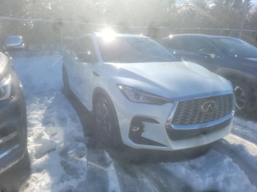 2025 INFINITI QX55 LUXE