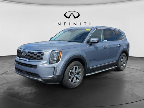 Everlasting Silver 2021 Kia Telluride EX