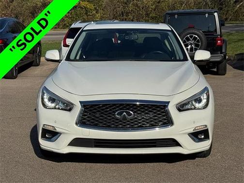 2023 INFINITI Q50 LUXE