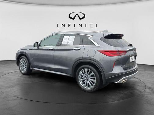 2023 INFINITI QX50 Luxe