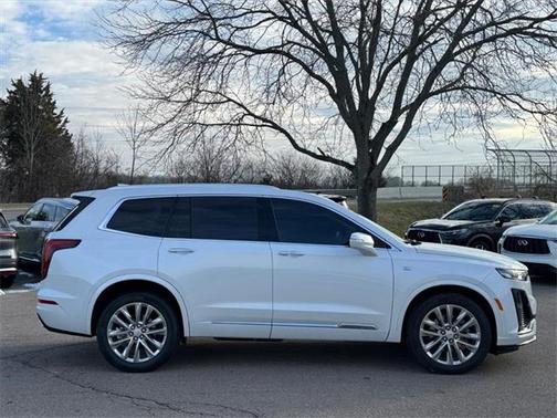 2023 Cadillac XT6 Premium Luxury AWD