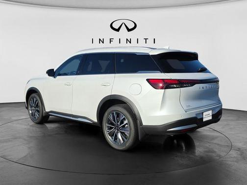 Radiant White 2026 INFINITI QX60 Luxe