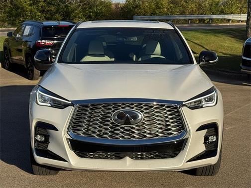 2023 INFINITI QX55 LUXE