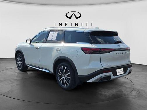 2023 INFINITI QX60 SENSORY