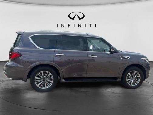 Anthracite Gray 2024 INFINITI QX80 Luxe