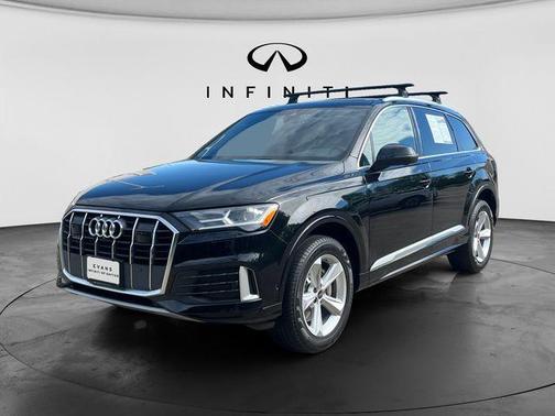 Mythos Black Metallic 2023 Audi Q7 45 Premium Plus