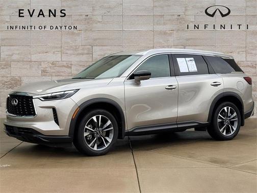 2023 INFINITI QX60 LUXE