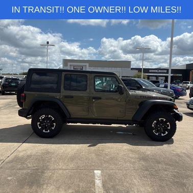 41 2025 Jeep Wrangler Rubicon