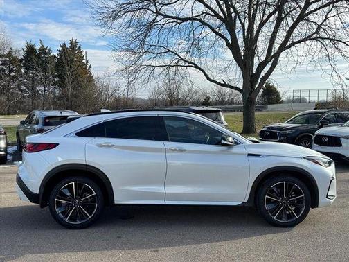 2025 INFINITI QX55 LUXE