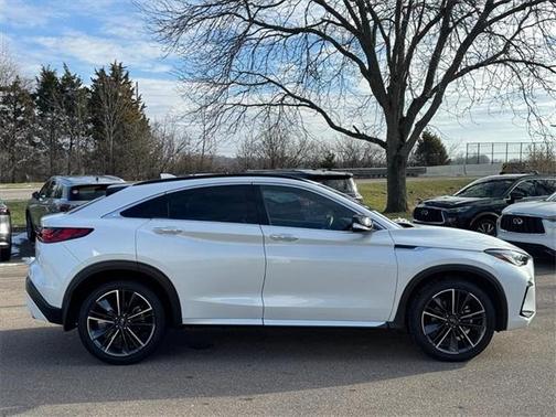 2025 INFINITI QX55 LUXE