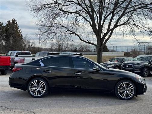 2022 INFINITI Q50 SENSORY