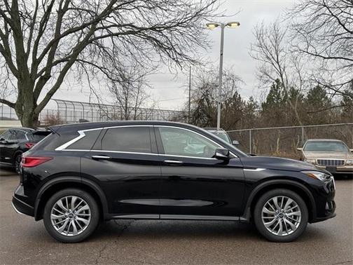 2025 INFINITI QX50 Pure