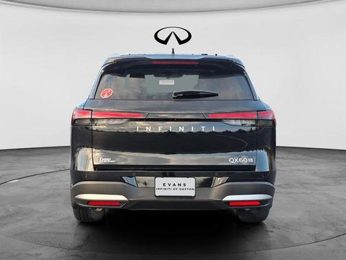 Diamond Black 2026 INFINITI QX60 Luxe