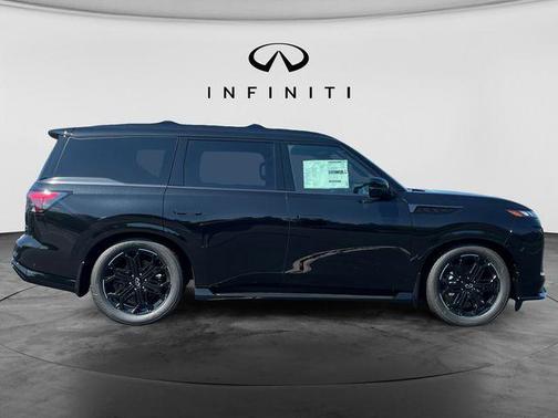 Diamond Black 2027 INFINITI QX80 SPT