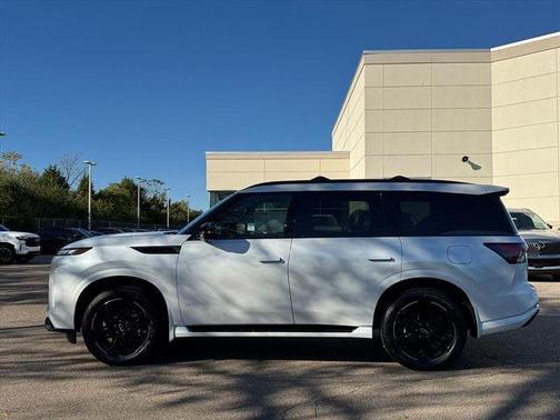 2026 INFINITI QX80 SPORT