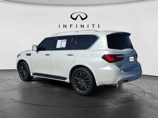 2024 INFINITI QX80 SENSORY