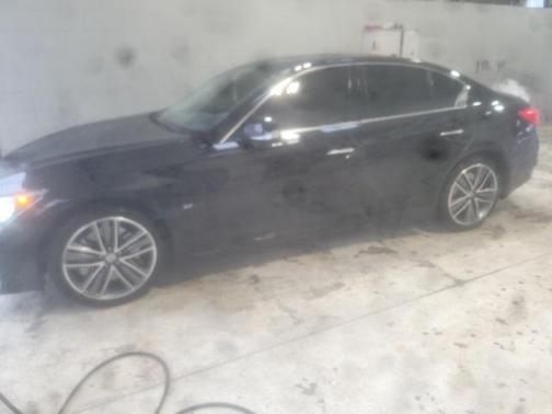 2015 INFINITI Q50 Sport
