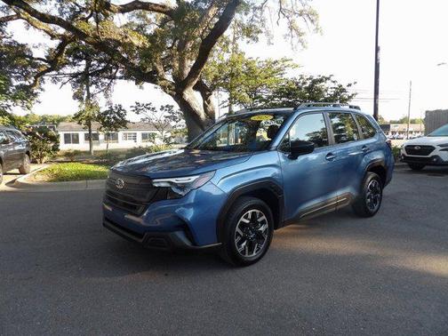 2025 Subaru Forester Base