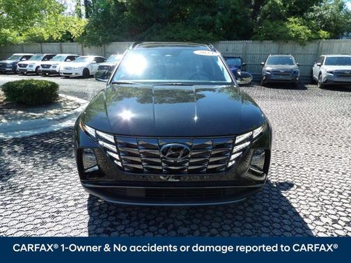 Black 2023 Hyundai TUCSON Limited