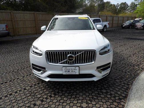 2023 Volvo XC90 Recharge Plug-In Hybrid T8 Ultimate 6-Seater