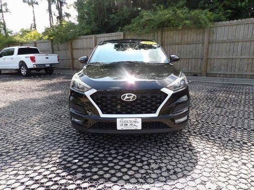 2021 Hyundai TUCSON SE