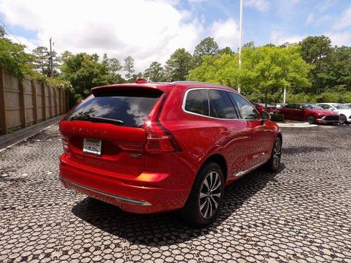 2023 Volvo XC60 B5 Plus Bright Theme