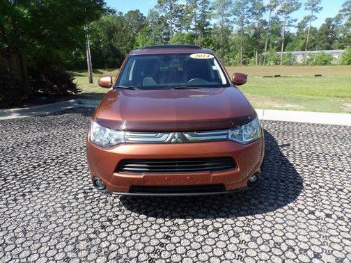 2014 Mitsubishi Outlander SE